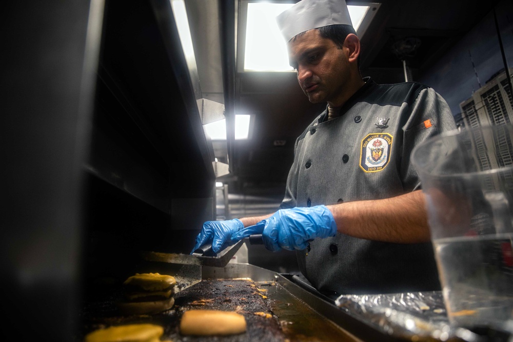 Wayne E. Meyer Sailors Prepare and Serve Lunch