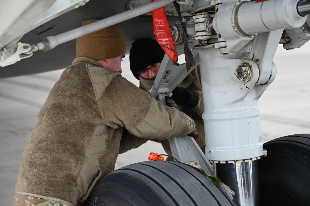 Crew Chiefs Connect Torque Links