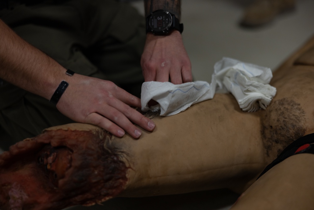 HMLA-269 takes TCCC level II course during SLTE 1-25