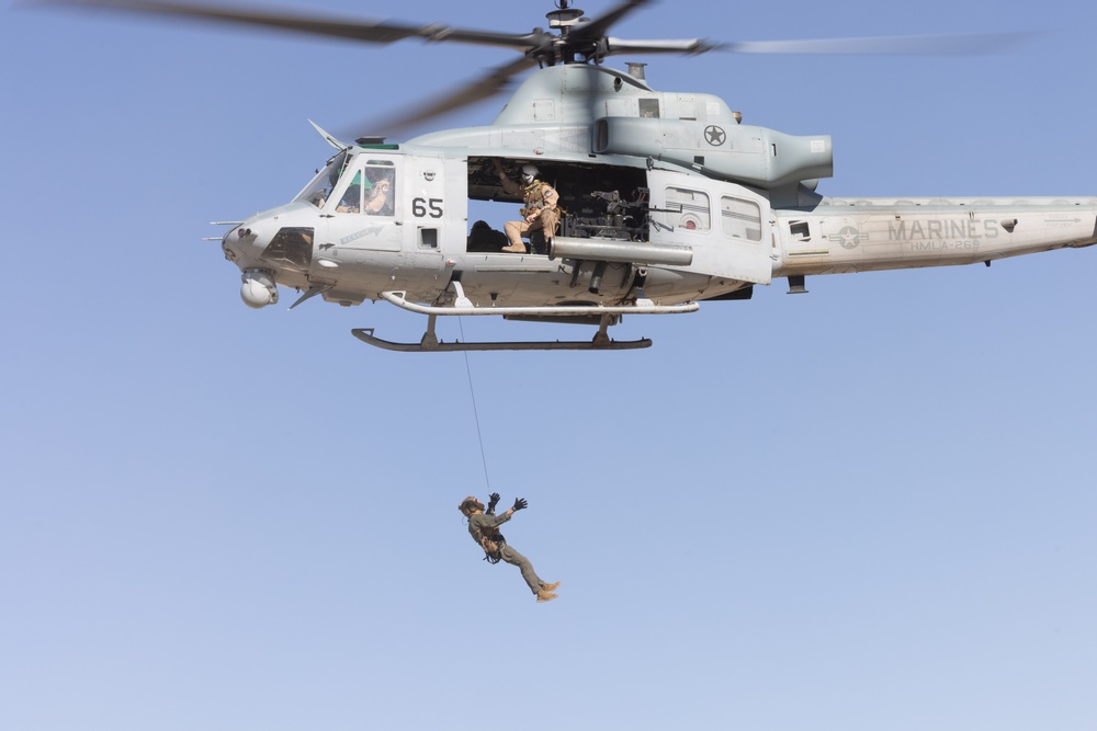 HMLA-269 hoists simulated casualties during SLTE 1-25