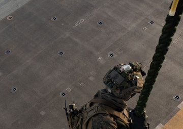 31st MEU | MRF conducts Fast Rope Sustainment