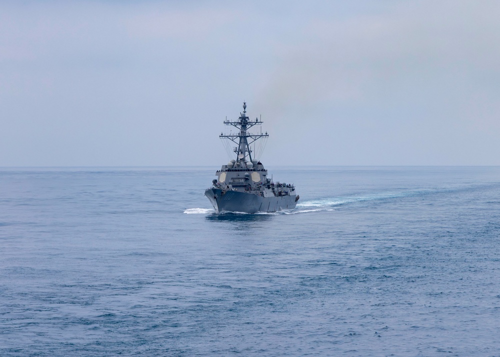 USS Carl Vinson (CVN 70) Conducts Routine Operations in the South China Sea