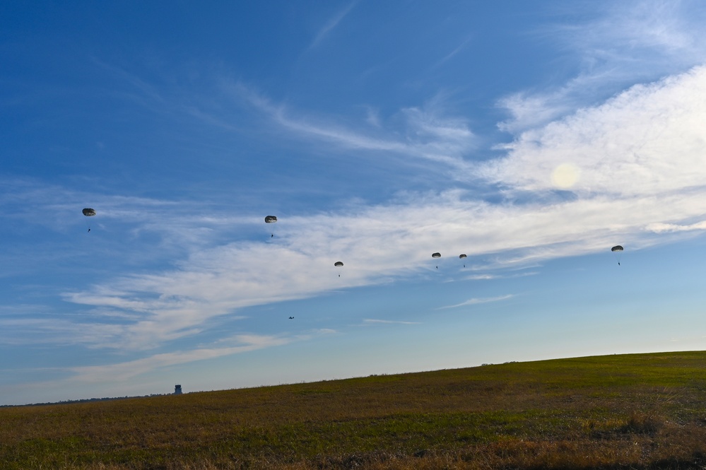 Jumping In: JCSE Airborne Ops Keep Forces Connected