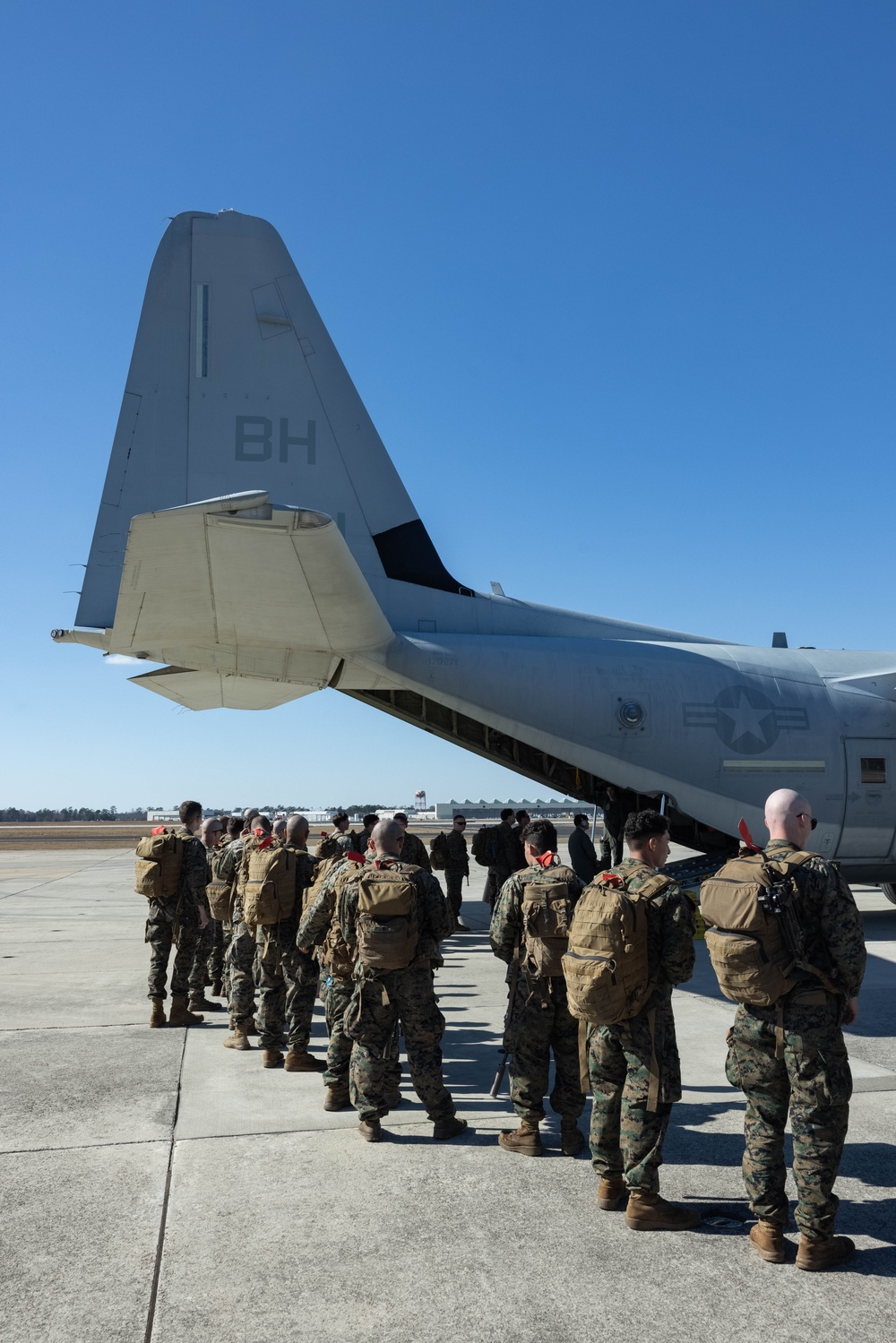 First Surge of U.S. Marines Deploy from North Carolina to Guantanamo Bay to Expand Migrant Operations Center