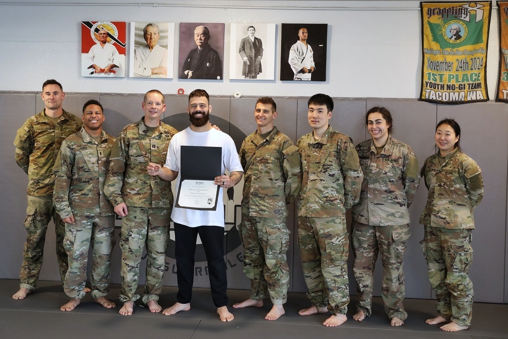 Washington National Guard Officer Candidates gain grappling skills in Phase II of OCS