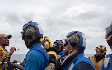 Flight Deck Firefighting Drill abaord USS America (LHA 6)