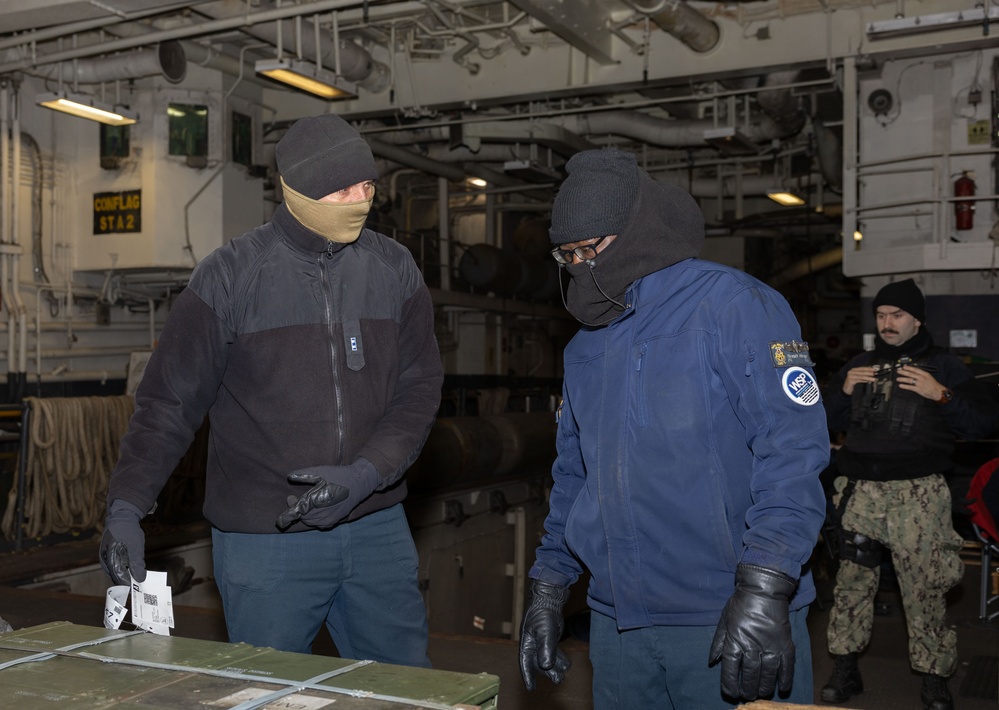 USS Wasp Conducts Ammo Offload