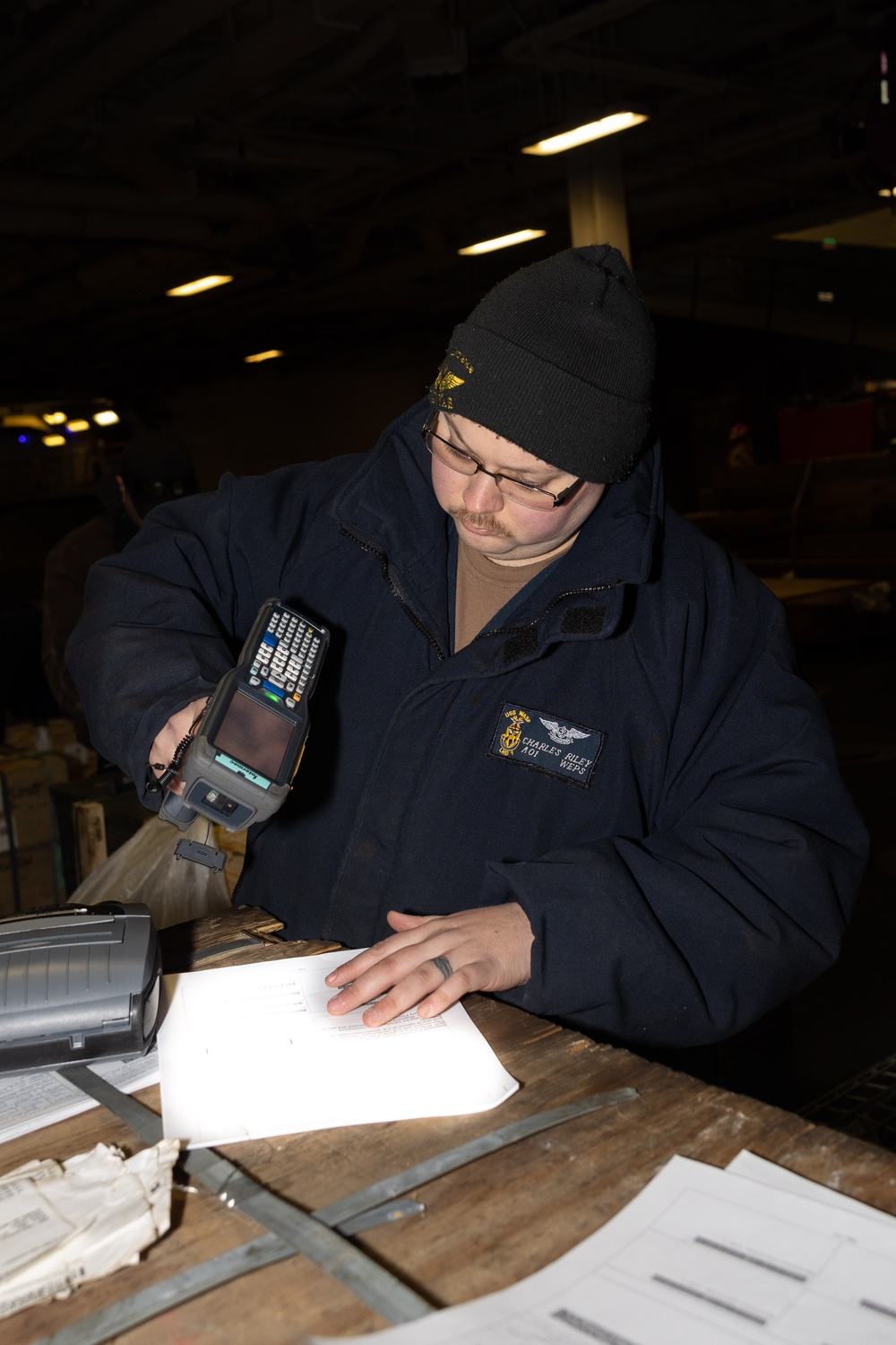 USS Wasp Conducts Ammo Offload
