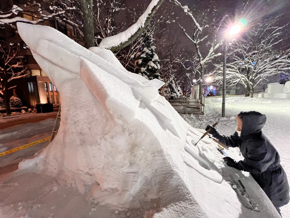 Sculpting an F-35C out of snow for Sapporo Snow Festival 2025