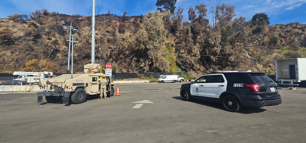 U.S. Army Military Police work with LA Police Department to aid in fire relief