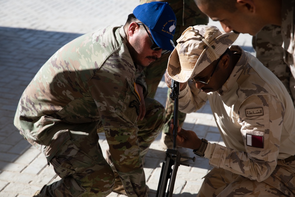 Best Warrior competitors train on foreign weapons