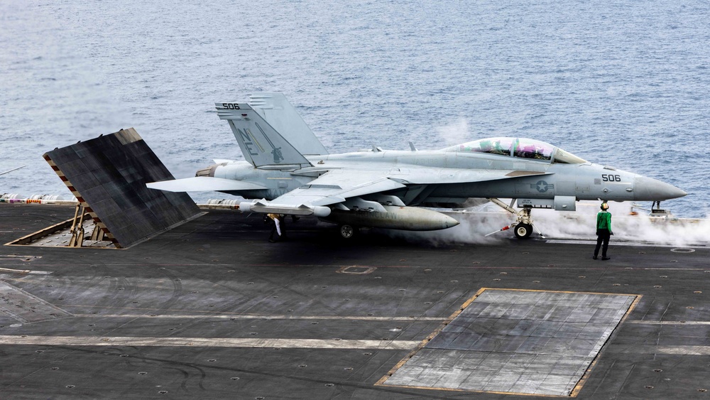 USS Carl Vinson (CVN 70) Conducts Routine Flight Operations in the South China Sea