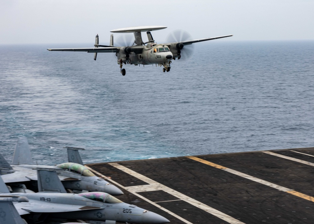 USS Carl Vinson (CVN 70) Conducts Routine Flight Operations in the South China Sea