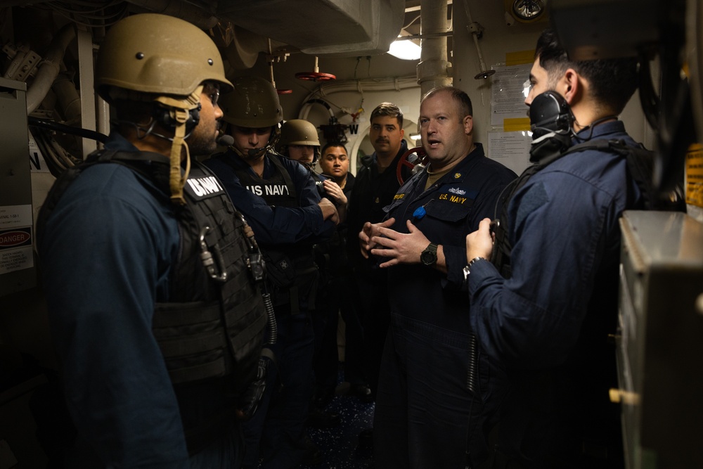 Visit, Board, Search and Seizure (VBSS) Training Aboard the USS Oscar Austin (DDG 79)