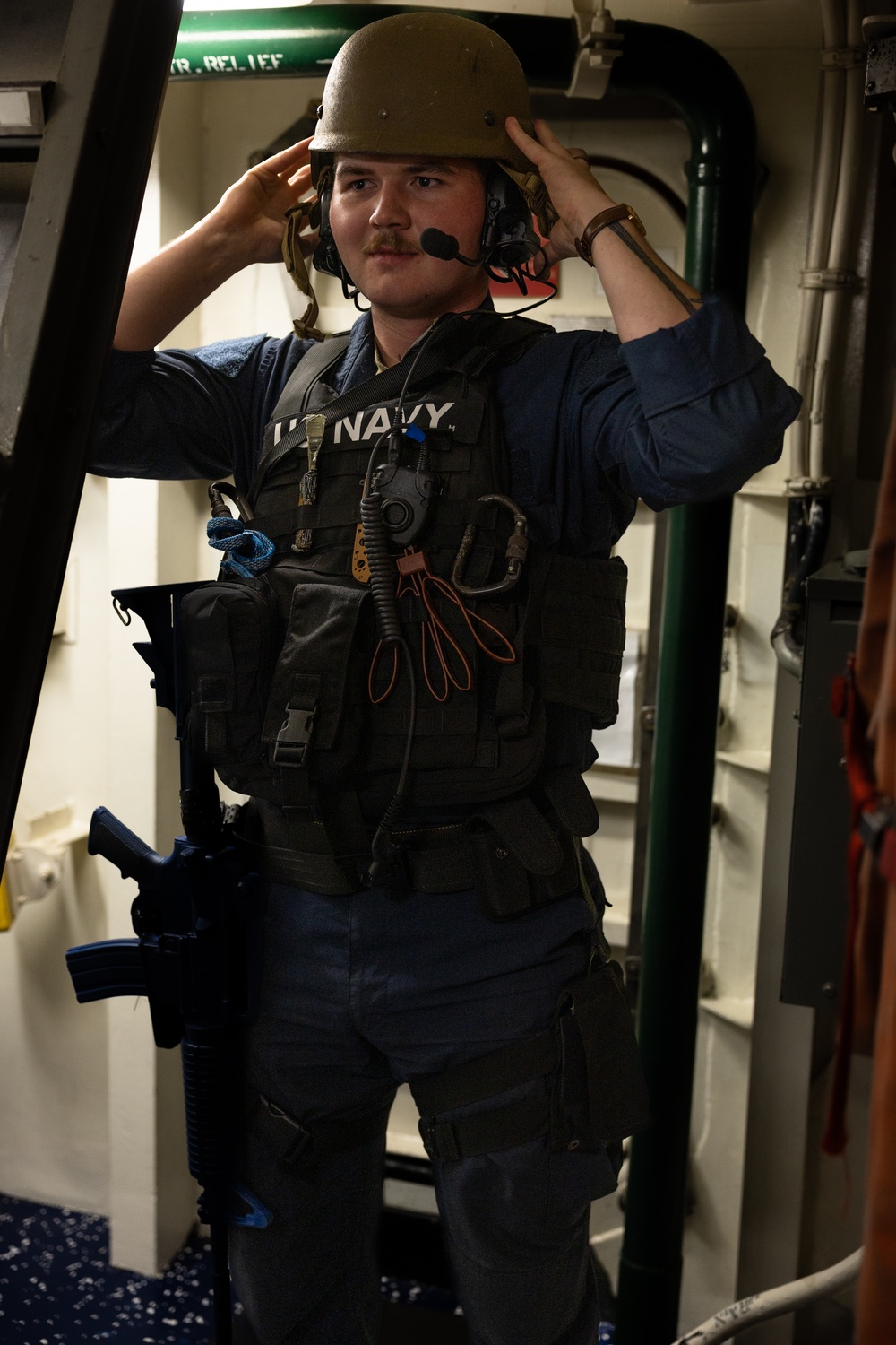 Visit, Board, Search and Seizure (VBSS) Training Aboard the USS Oscar Austin (DDG 79)