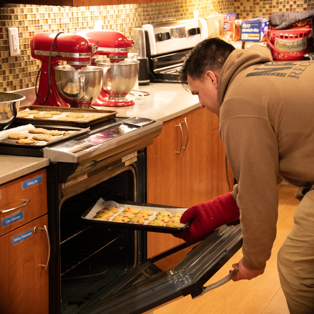 Navy Sailors Bake Up Support for Ronald McDonald House Families