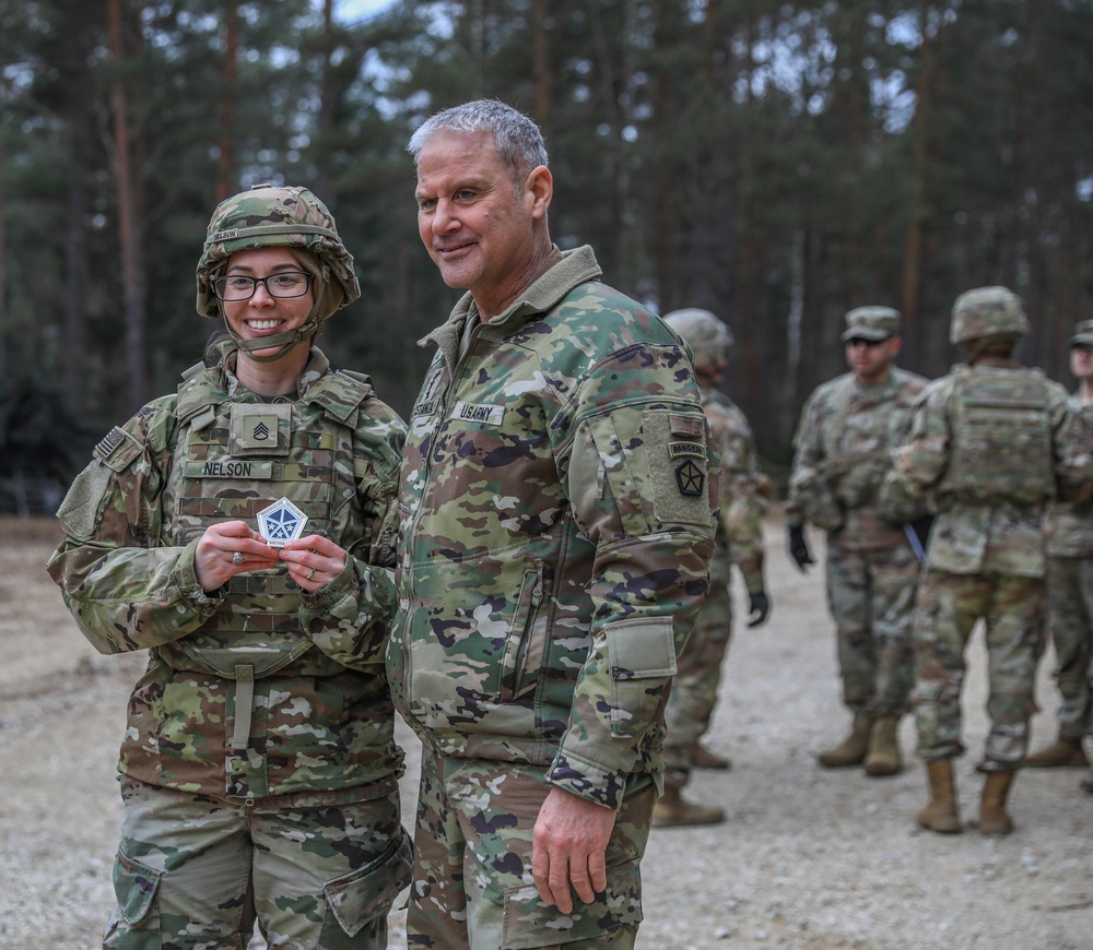 Lt. Gen. Charles David Costanza Visits 41st FAB Soldiers During Live Fire Exercise Evaluation