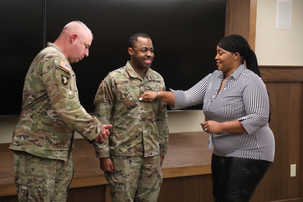 Arkansas Native Earns Promotion to Captain in the Illinois Army National Guard