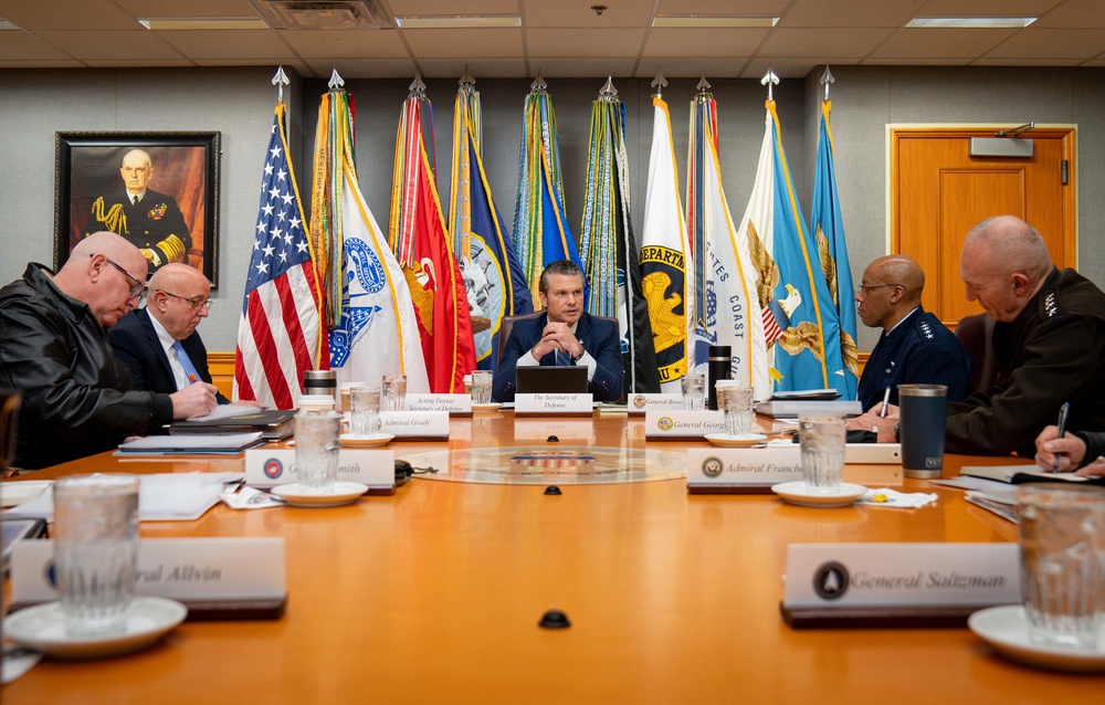 SD Meets with Joint Chiefs