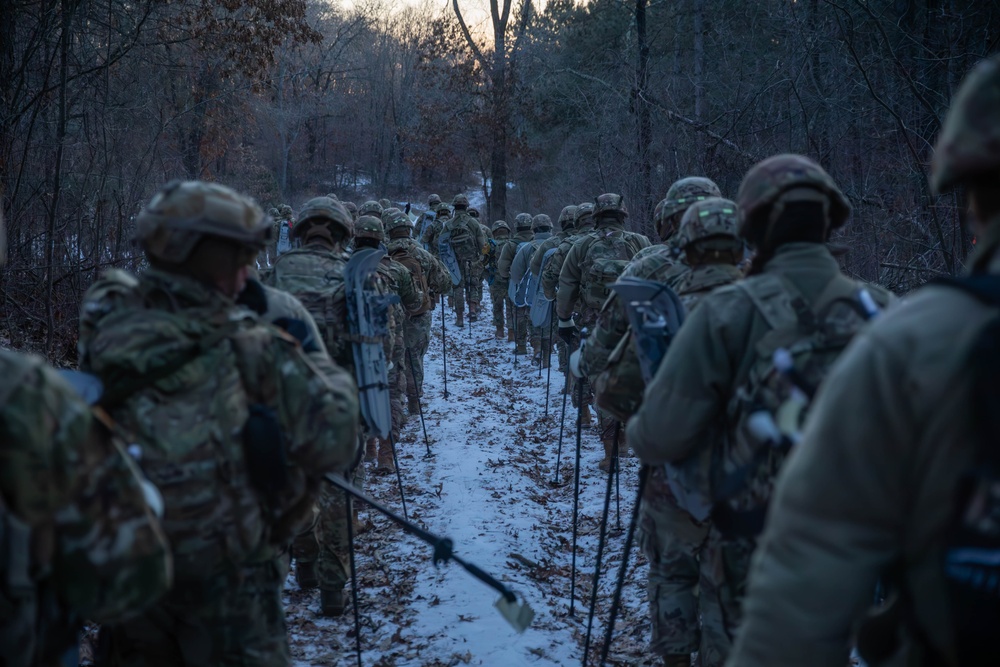 88th Readiness Division Snow Shoe Training