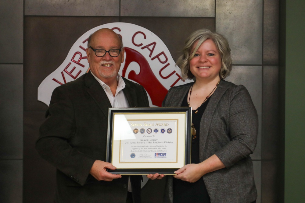 U.S. Army Reserve civilian awarded ESGR Seven Seals award