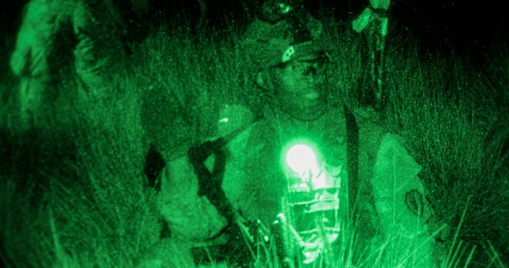 25th DSB Engineers Conduct Squad Lane During Operation PIKO