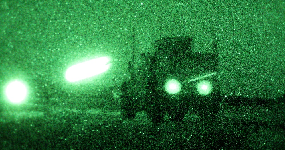 25th DSB Conducts Night Gunnery During Operation PIKO