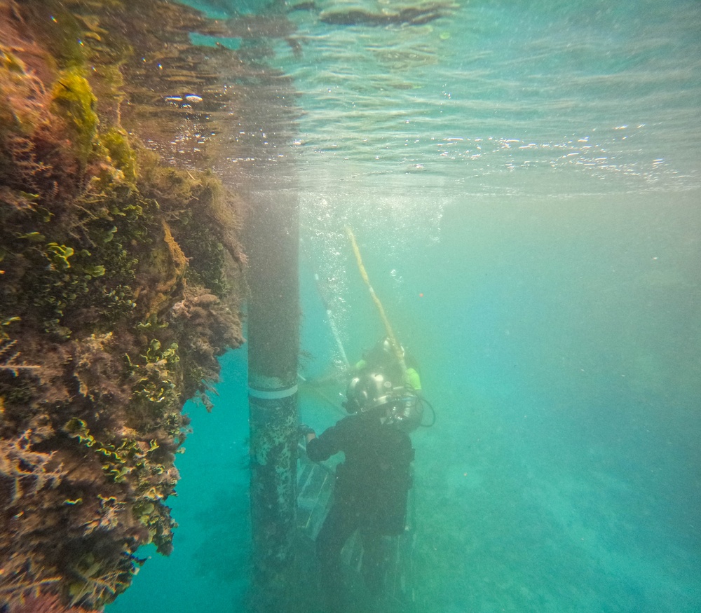 Kwajalein Atoll-7th Engineer Dive Detachment