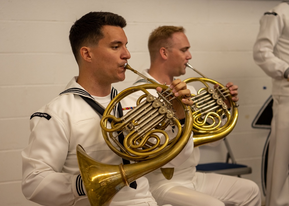 U.S. Pacific Fleet Band holds event at Moanalua Middle School