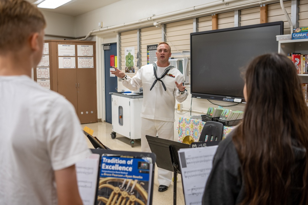 U.S. Pacific Fleet Band holds event at Moanalua Middle School