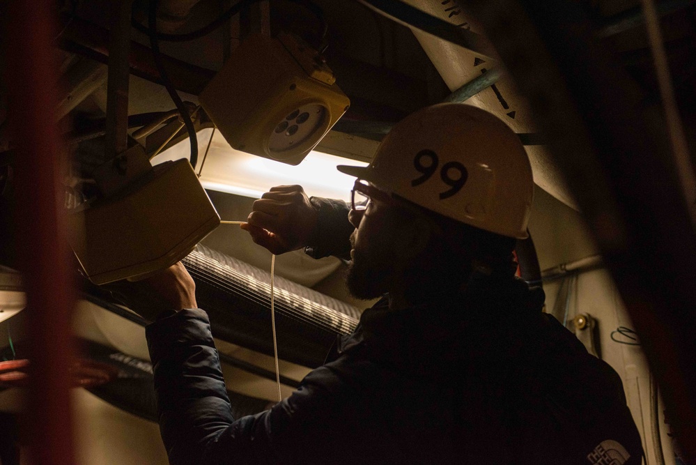 USS Ronald Reagan (CVN 76) prepares for DPIA