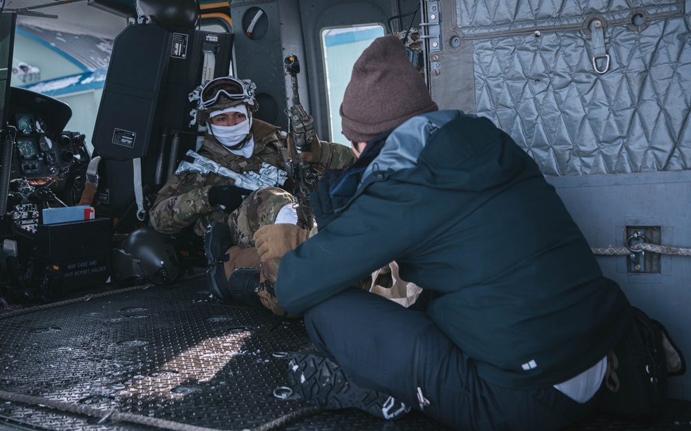 U.S. Army Soldier Learns From JGSDF