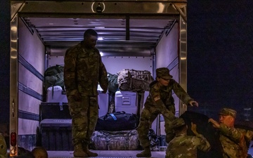 U.S. Army South contingency command post deploys to support migrant holding operations