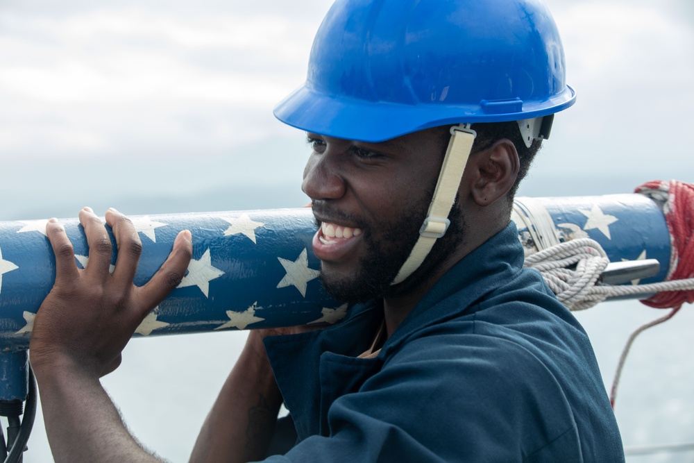 USS Benfold Arrives at Subic Bay