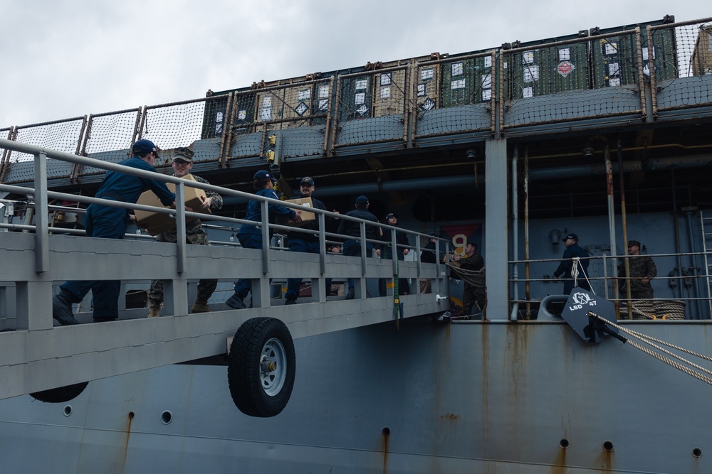 31st MEU conducts resupply operations