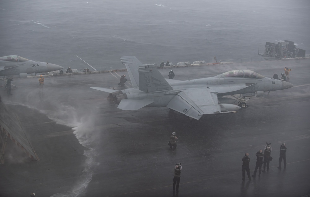 USS Carl Vinson (CVN 70) Conducts Routine Flight Operations in the South China Sea