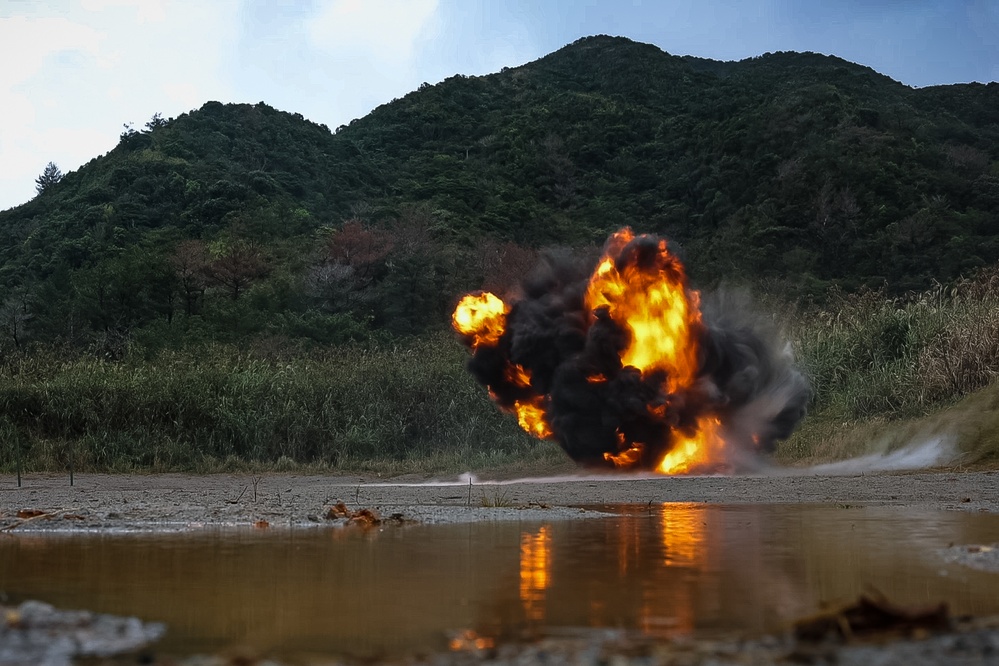 12th LLB Marines Execute a Demolition Range