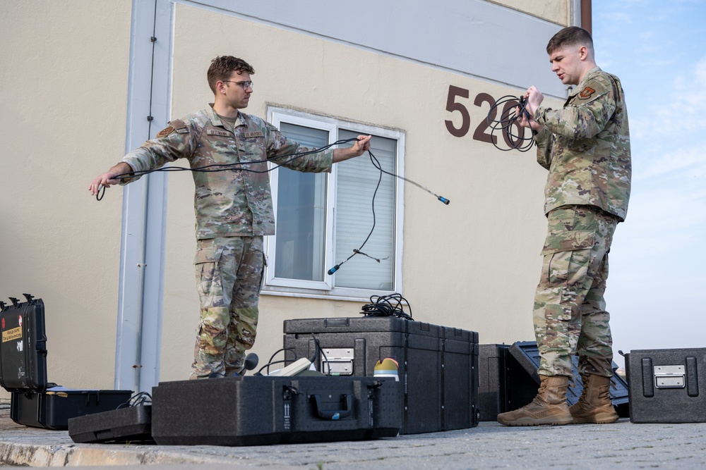 Airmen in Action: 39 OSS sets up tactical weather station