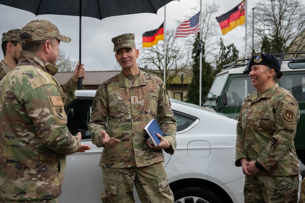 Spangdahlem AB hosts Maj. Gen. Trent Davis