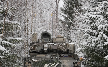 U.S. Forces Participate in Winter Camp