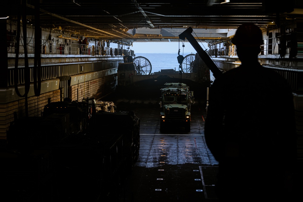 31st MEU Conducts Combat Service Support Area Operations