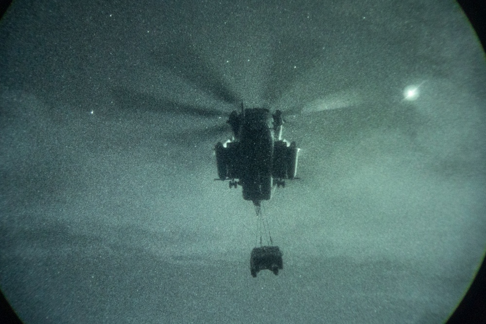 HMH-462 Conducts Joint Nighttime External Lift Training