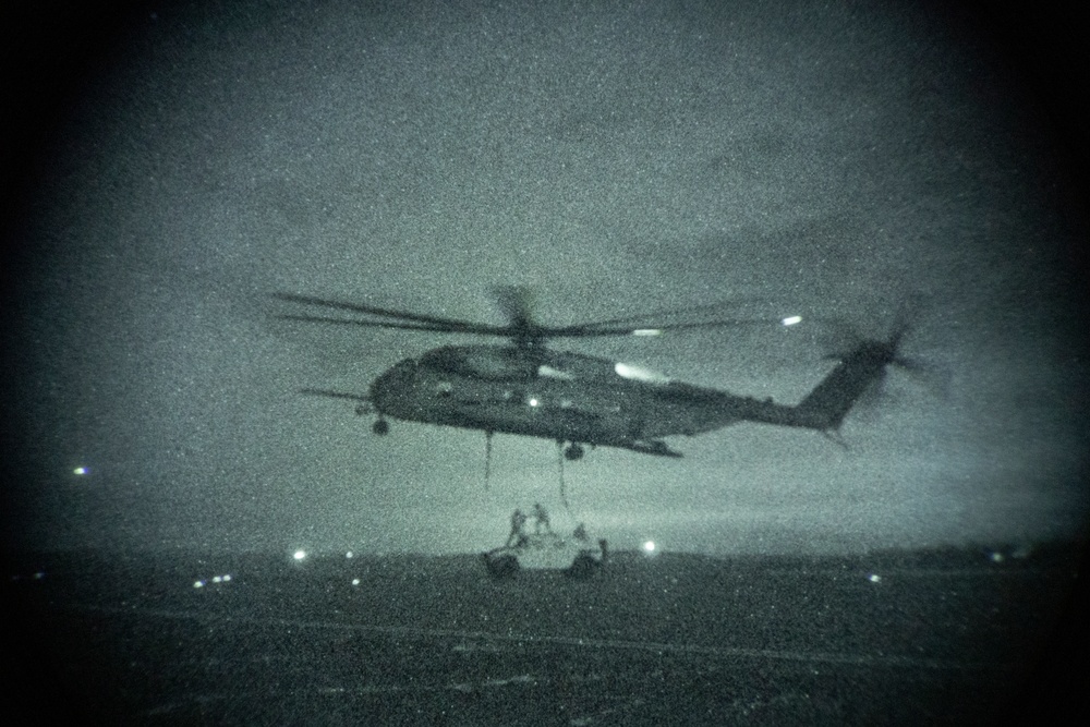 HMH-462 Conducts Joint Nighttime External Lift Training