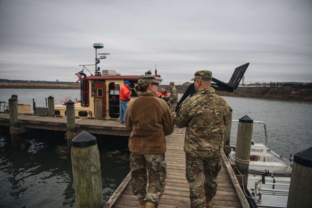 U.S. Army Corps of Engineers leadership visits Potomac River Aviation Incident site