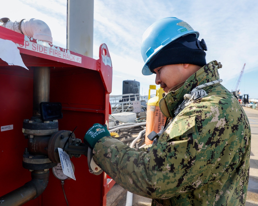 Maintenance checks aboard USS New Mexico (SSN 779)