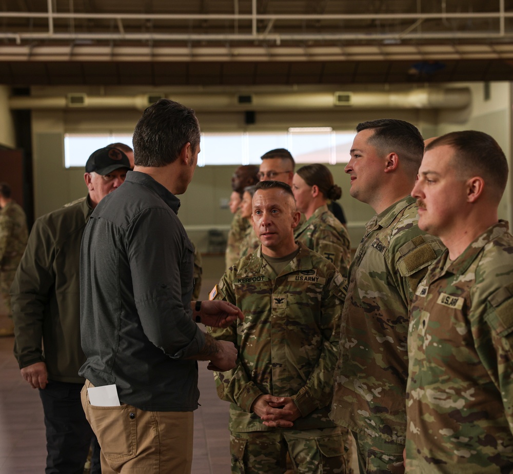 The Secretary of Defense visits Soldiers at the Southern Border