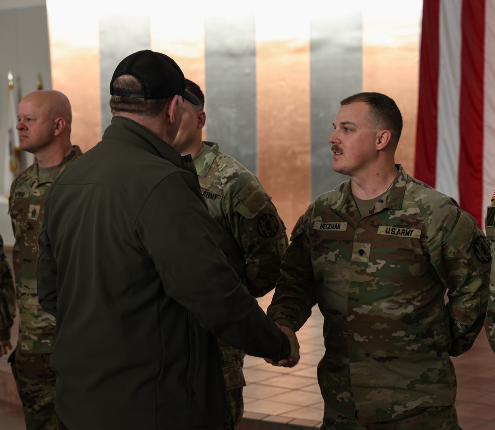 The Secretary of Defense visits Soldiers at the Southern Border