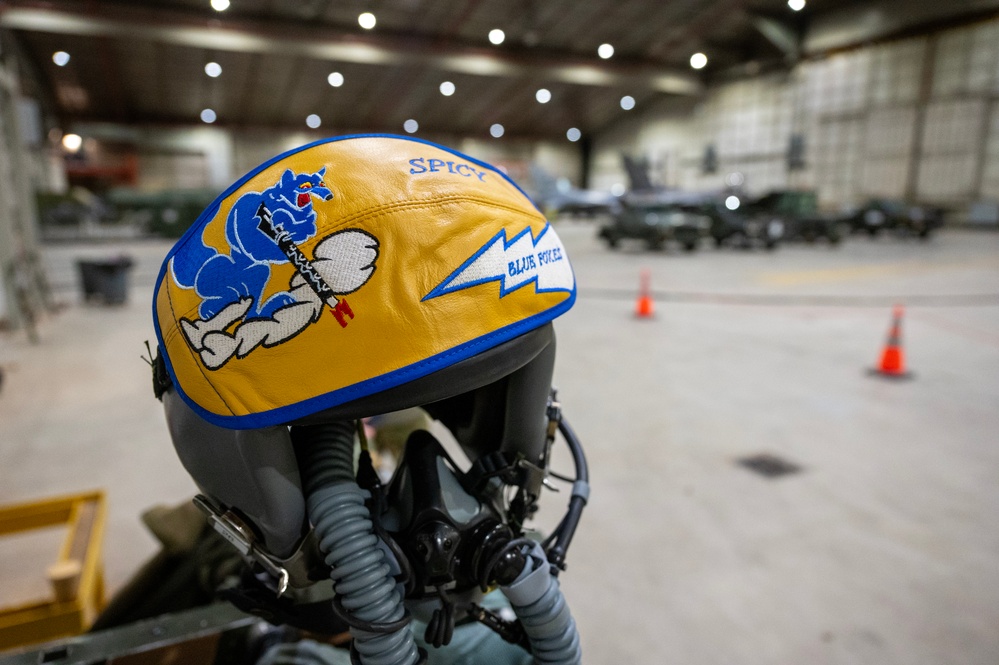 18th EFGS ready F-16s for Operation NOBLE DEFENDER