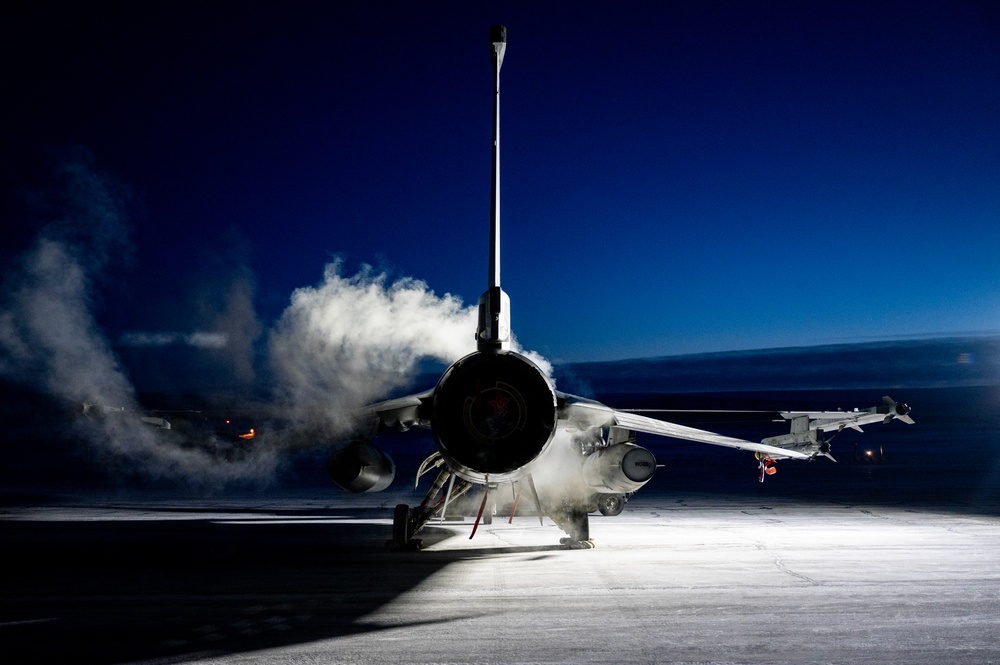 18th EFGS load munitions during Operation NOBLE DEFENDER