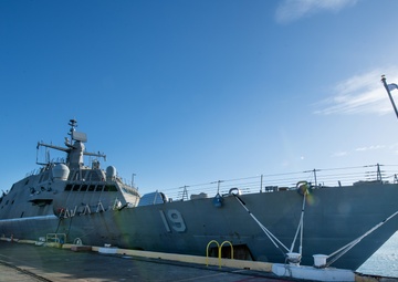 USS ST LOUIS supports OPERATION SOUTHERN GUARD